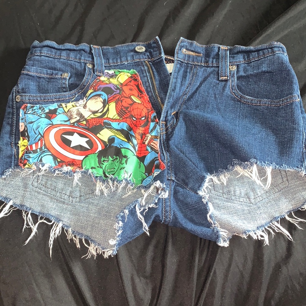 Custom Levi’s Jean Shorts : Marvel Edition